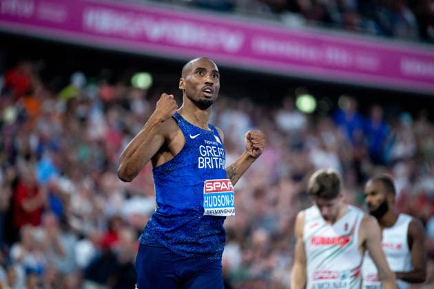12.08.2026, GBR, Leichtathletik, Europameisterschaft 2026, Morgensession Tag 3, Birmingham Matthew Hudson-Smith ( Großbritannien ) jubelt über den Sieg und die Gold Medaille, 400 Meter Lauf Herren, Finale Birmingham Alexander Stadium England Großbritannien *** August 12, 2026, GBR, Track and Field, 2026 European Championships, Morning Session, Day 3, Birmingham: Matthew Hudson Smith of Great Britain celebrates his victory and gold medal in the men s 400-meter dash final at Alexander Stadium in Birmingham, England, Great Britain Copyright: xNordphoto Memmlerx
