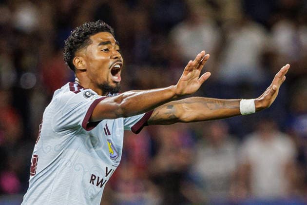 UEFA SUPER CUP 2026: PARIS SAINT GERMAIN - ASTON VILLA Ian Maatsen of Aston Villa during the UEFA Super Cup football match between Paris Saint Germain FC and Aston Villa FC. Stadion Salzburg (Red Bull Arena), Salzburg, Austria, August 12, 2026. Photo by Branislav Racko Copyright: xx 080A3544