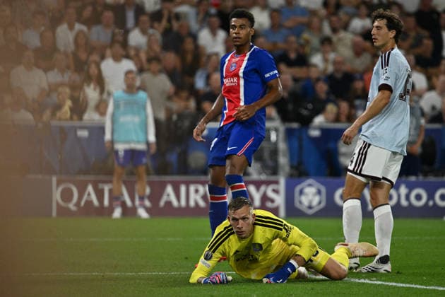 IPA87427447 - Desire Doue of Paris Saint-Germain F.C. scores the goal to make it 2-1 during the UEFA Super Cup Final between Paris Saint-Germain F.C. and Aston Villa F.C. at the Salzburg Stadium on August 12, 2026, in Salzburg, Austria.  Copyright: xDomenicoxCippitelli IPAxSportx xx 87427447