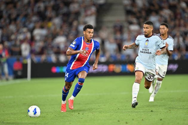 PSG v Aston Villa - UEFA Super Cup SALZBURG, AUSTRIA - AUGUST 12: Desire Doue (L) of PSG in action against Joao Gomes (R) of Aston Villa during UEFA Super Cup football match between PSG and Aston Villa at Red Bull Arena (Stadion Salzburg) in Salzburg, Austria on August 12, 2026. Isa Terli Anadolu Salzburg Austria. Editorial use only. Please get in touch for any other usage.  Copyright: x2026xAnadoluxIsaxTerlix