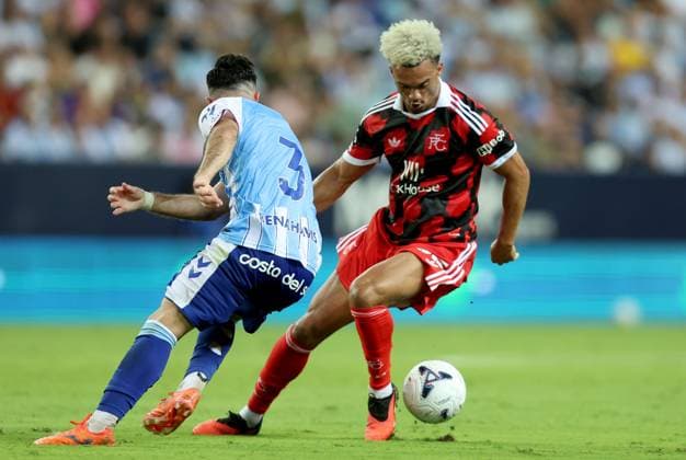 Antonee Robinson of Fulham Malaga CF v Fulham, Pre-Season Friendly, Football, Estadio La Rosaleda, Malaga, Spain - 12 Aug 2026Malaga Estadio La Rosaleda, Spain EDITORIAL USE ONLY No use with unauthorised audio, video, data, fixture lists, club league logos or live services. Online in-match use limited to 120 images, no video emulation. No use in betting, games or single club league player publications.  Copyright: xAntonioxPozo Shutterstockx 17064345fi