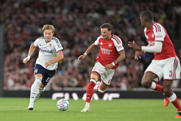 Jesus Rodriguez of Como drives forward with the ball during the Pre-season Friendly match between Arsenal and Como at the Emirates Stadium, London, England on 12 August 2026. Copyright: xPhilxHutchinsonx 45340042
