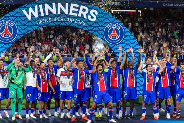 SOCCER - UEFA Super Cup, PSG vs Aston Villa SALZBURG,AUSTRIA,12.AUG.26 - SOCCER - UEFA Super Cup, Paris Saint-Germain vs Aston Villa FC. Image shows Marquinhos (PSG) with the trophy.  GEPAxpictures xDavidxGeieregger