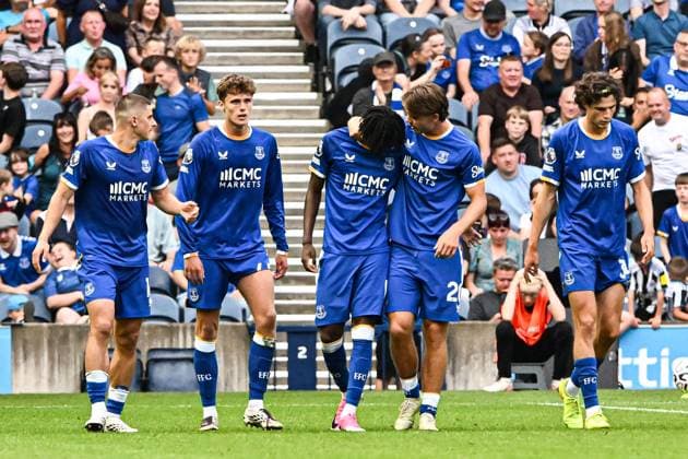 Newcastle United v Everton Pre-Season Friendly Tyrique Geroge of Everton celebrates his goal with teammates during the Pre-Season Friendly match at Scottish Gas Murrayfield Stadium, Edinburgh 12 08 2026 UK Newspapers OUT Copyright: xJamiexJohnstonx FIL-23757-0347