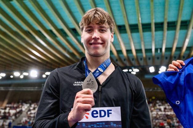 Egor Kornev Neutral Athlete B, silver shows the medals after competing in the 100m Freestyle Men Final during the European Aquatics Championships at the Olympic Aquatic Center in Paris (France), August 12, 2026. Andrea Staccioli Deepbluemedia Insidefoto