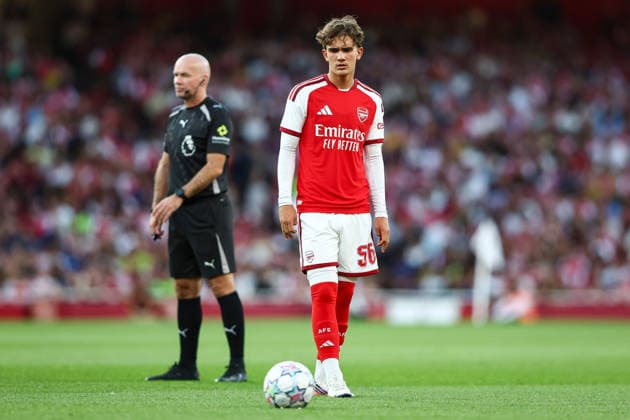 Arsenal v Como, Pre-Season Friendly Max Dowman of Arsenal, free-kick, during the Arsenal v Como Pre-Season Friendly match at the Emirates Stadium, London, England on 12 August 2026 Credit: Ian Stephen Every Second Media Editorial use only. All images are copyright Every Second Media Limited. No images may be reproduced without prior permission. Copyright: xIMAGO EveryxSecondxMediax ESM-2089-0082 IanxStephenx xEveryxSecondxMediax