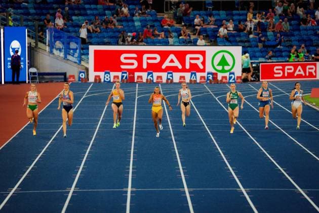 European Athletics Championships; Birmingham, 12.08.2026 Female athletes compete in a middle-distance running race at the European Athletics Championships 2026 in Birmingham, with Sophia Junk and Boglarka Takacs among the competitors on the blue track. *** European Athletics Championships, Birmingham, August 12, 2026: Female athletes compete in a middle-distance race at the 2026 European Athletics Championships in Birmingham, with Sophia Junk and Boglarka Takacs among the competitors on the blue track Copyright: xBEAUTIFULxSPORTS Flatemerschx