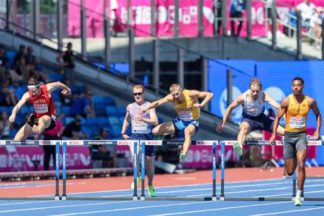 27th European Athletics Championships - Birmingham 2026: Day Three Germany s AGYEKUM Emil (right) edges away from the rest of the field during the 2nd semi-final of the Mens 400m hurdles event on Day Three of the 2026 European Athletics Championships at the Alexander Stadium, Perry Bar, Birmingham in England on Wednesday. Perry Bar Birmingham United Kingdom  Copyright: xMIxNewsx originalFilename:fletcher-european260812_npazd.jpg