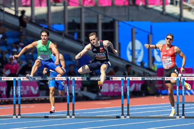 27th European Athletics Championships - Birmingham 2026: Day Three Norway s Karsten Warholm (centre) takes the lead during the third semi-final of the men s 400m hurdles event on day three of the 2026 European Athletics Championships at the Alexander Stadium in Perry Bar, Birmingham, England. Perry Bar Birmingham United Kingdom  Copyright: xMIxNewsx originalFilename:fletcher-european260812_nprKr.jpg