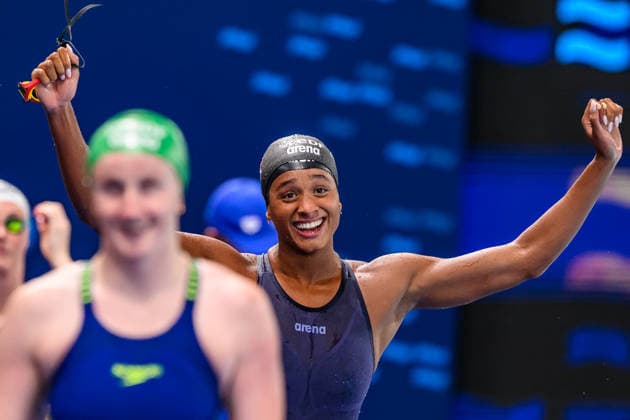 Sara Curtis of Italy reacts after setting the new world record in the swimming 50m Backstroke Women Semifinal during the European Aquatics Championships at the Olympic Aquatic Center in Paris (France), August 12, 2026. Andrea Staccioli