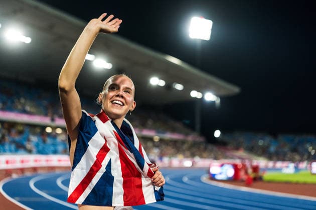 European Athletics Championships; Birmingham, 12.08.2026 BIRMINGHAM, UNITED KINGDOM - AUGUST 12: Emily Newnham (GBR - Great Britain) with the silver medal in the womens 400 m hurdles on the victory lap on August 12, 2026 in Birmingham, United Kingdom. *** European Athletics Championships, Birmingham, August 12, 2026 BIRMINGHAM, UNITED KINGDOM AUGUST 12 Emily Newnham (GBR, Great Britain) with the silver medal in the women’s 400-meter hurdles on the victory lap on August 12, 2026, in Birmingham, United Kingdom Copyright: xBEAUTIFULxSPORTS UlfxSchillerx