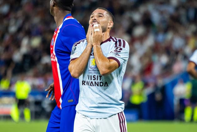 Emiliano Buendia seen during the UEFA Super Cup 2026 match between Paris Saint-Germain and Aston Villa (Maciej Rogowski Ball Raw Images) Salzburg Red Bull Arena Austria Copyright: xMaciejxRogowskix maciejrogowski_PSGvAST_851
