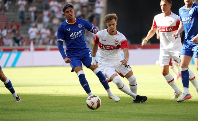 08.08.26 VfB Stuttgart - FC Everton Deutschland, Stuttgart, 08.08.2026, Fussball, Bundesliga, Saison 2026 2027, Testspiel, VfB Stuttgart - FC Everton: Lazar Jovanovic (VfB Stuttgart).