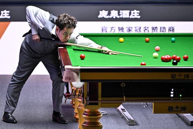 TAIYUAN, CHINA - AUGUST 12: Noppon Saengkham of Thailand plays a shot in the second round match against Ronnie O Sullivan of England on day 5 of the 2026 World Snooker Tour China Open at Taiyuan Binhe Sports Center on August 12, 2026 in Taiyuan, Shanxi Province of China.  Copyright: xChinaxNewsxServicex 111659627558