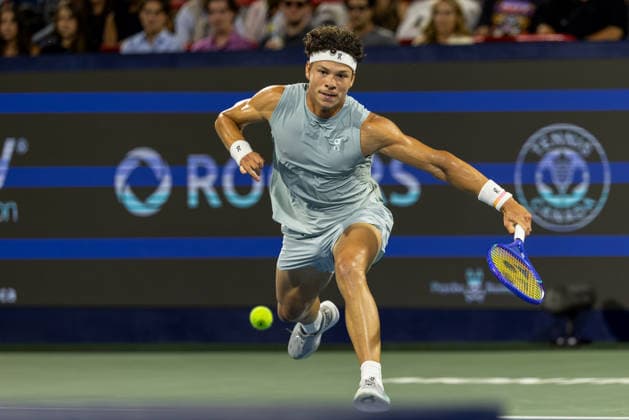 August 12, 2026, Montreal, Quebec, Canada: BEN SHELTON (5) from USA forehand in match against Learner Tien (12) from USA in semi final at Canadian Open at IGA stadium in Montreal, Quebec, Canada on 2026-08-12 Montreal Canada - ZUMAl189 20260812_zsp_l189_032 Copyright: xYannickxLegarex