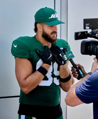 New York Jets tight end Jeremy Ruckert (89) during a press conference, PK, Pressekonferenz after joint practice with the Tampa Bay Buccaneers during training camp at the Atlantic Health Jets Training Center, Florham Park, New Jersey. CSM NFL, American Football Herren, USA 2026: NY Jets Training Camp AUG 12  - ZUMAc04_ 20260812_zma_c04_074 Copyright: xDuncanxWilliamsx