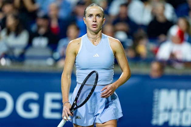 TORONTO, ON - AUGUST 12: Elina Svitolina of Ukraine reacts during her Semi-final match of the WTA, Tennis Damen National Bank Open tournament on August 12, 2026 at Sobeys Stadium in Toronto, ON, Canada (Photo by Julian Avram Icon Sportswire) TENNIS: AUG 12 National Bank Open EDITORIAL USE ONLY Icon2608120140