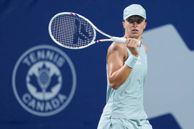 National Bank Open 2026 - Day 12 TORONTO, CANADA - AUGUST 12 : Iga Swiatek of Poland in action against Elina Svitolina of Ukraine in semi-finals round match during day 12 of WTA, Tennis Damen 1000 National Bank Open in Toronto, Ontario, Canada on August 12, 2026. Mert Alper Dervis Anadolu Ontario Canada. Editorial use only. Please get in touch for any other usage.  Copyright: x2026xAnadoluxMertxAlperxDervisx