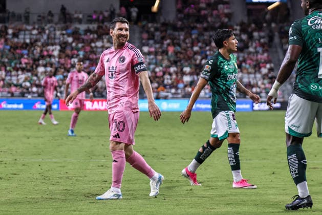 MIAMI, FL - AUGUST 12: Lionel Messi (10) of Inter Miami CF looks on during a Leagues Cup soccer match between Inter Miami CF and Leon at NU Stadium on August 12, 2026 in Miami, Florida.(Photo by Chris Arjoon Icon Sportswire) SOCCER: AUG 12 Leagues Cup Miami vs Monterrey EDITORIAL USE ONLY Icon26081200000008