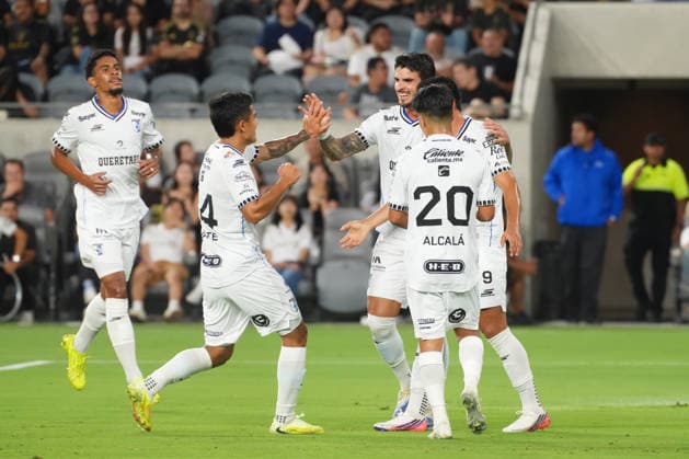 Querétaro players celebrate a goal during a Leagues Cup match between Los Angeles FC and Querétaro at BMO Stadium in Los Angeles, United States, 12 August 2026. Leagues Cup: Los Angeles FC vs Querétaro !ACHTUNG: NUR REDAKTIONELLE NUTZUNG!  Copyright: xOmarxAlonsox AMDEP702 20260813-55021131988_1