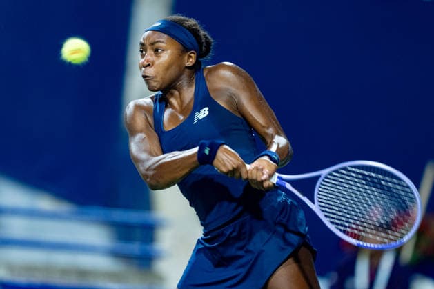 TORONTO, ON - AUGUST 12: Coco Gauff of the United States returns a shot during her Semi-final match of the WTA, Tennis Damen National Bank Open tournament on August 12, 2026 at Sobeys Stadium in Toronto, ON, Canada (Photo by Julian Avram Icon Sportswire) TENNIS: AUG 12 National Bank Open EDITORIAL USE ONLY Icon2608120300