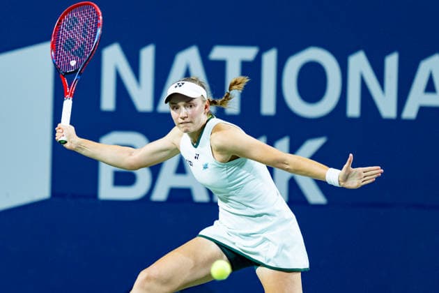 TORONTO, ON - AUGUST 12: Elena Rybakina of Kazakhstan returns a shot during her Semi-final match of the WTA, Tennis Damen National Bank Open tournament on August 12, 2026 at Sobeys Stadium in Toronto, ON, Canada (Photo by Julian Avram Icon Sportswire) TENNIS: AUG 12 National Bank Open EDITORIAL USE ONLY Icon2608120312