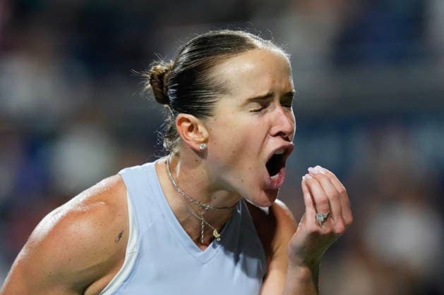 August 12, 2026, Toronto, On, CAN: Ukraine s Elina Svitolina reacts during her 3-6 6-1 3-6 loss to Poland s Iga Swiatek during National Bank Open tennis action in Toronto on Wednesday, August 12, 2026. Canada News - August 12, 2026  - ZUMAc35_ 20260812_zaf_c35_129 Copyright: xChrisxYoungx