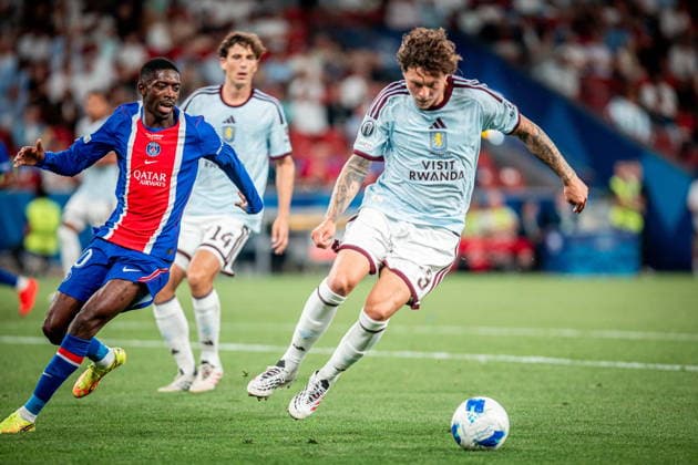 2026.08.12 Salzburg Pilka Nozna, Superpuchar UEFA 2026 PSG - Aston Villa N z Ousmane Dembele Victor Lindelof Foto Mateusz Porzucek PressFocus 2026.08.12 Salzburg Football, UEFA Super Cup 2026 Paris Saint-Germain F.C. - Aston Villa PSG - Aston Villa Ousmane Dembele Victor Lindelof Credit: Mateusz Porzucek PressFocus NEWSPIX.PL --- newspix.pl POLAND OUT! 
