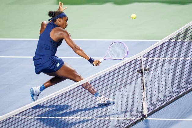 August 12, 2026, Toronto, On, Canada: Coco Gauff of the United States returns the ball from Elena Rybakina of Kazakhstan during semi-final National Bank Open tennis action in Toronto, on Wednesday, Aug. 12, 2026. Canada News - August 12, 2026  - ZUMAc35_ 20260812_zaf_c35_144 Copyright: xKeitoxNewmanx