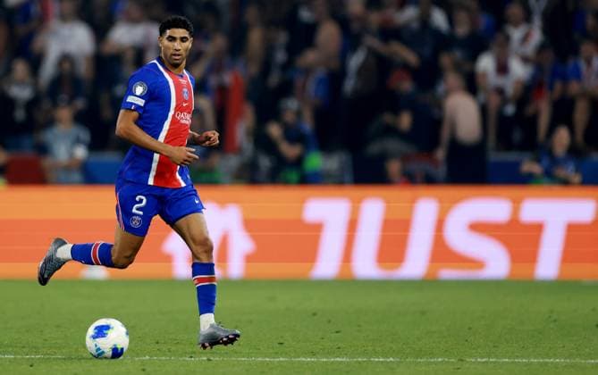 Achraf Hakimi of Paris Saint-Germain. Paris St Germain v Aston Villa, UEFA Super Cup Final, Football, Red Bull Arena, Salzburg, Austria - 12 Aug 2026Salzburg Red Bull Arena, Austria  Copyright: xJamesxMarsh Shutterstockx 17064758ga