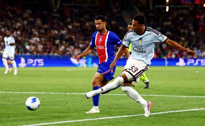 George Hemmings of Aston Villa. Paris St Germain v Aston Villa, UEFA Super Cup Final, Football, Red Bull Arena, Salzburg, Austria - 12 Aug 2026Salzburg Red Bull Arena, Austria  Copyright: xJamesxMarsh Shutterstockx 17064758hh