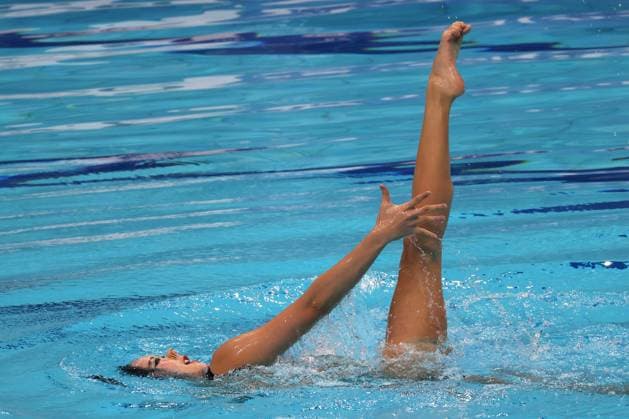 (260813) -- BUDPAEST, Aug. 13, 2026 -- He Zhien of China performs during the Women s Solo Technical Final of the World Aquatics Junior Artistic Swimming Championships in Budapest, Hungary, on Aug. 12, 2026. (Photo by Xinhua) (SP)HUNGARY-BUDPAEST-ARTISTIC SWIMMING-WORLD JUNIOR CHANPIONSHIPS-WOMEN S SOLO TECHNICAL AttilaxVolgyi 
