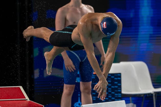 SWIMMING - EAC 2026 PARIS,FRANCE,13.AUG.26 - SWIMMING - European Aquatics Championships Paris 2026, 4x100m freestyle, men. Image shows Christian Giefing (AUT).  GEPAxpictures xPhilippxBrem