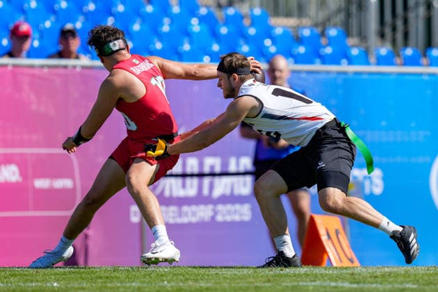 Victor Emmanuel Balderramos Sanchez (Mexico) und Moritz Apfel (Germany) battle for the ball during the Men s 2026 IFAF Flag Football World Championships group stage match between Mexico v Germany at Flag Football Complex Dusseldorf-Garath on August 13, 2026 in Dusseldorf, Germany. (Photo by Alex Gottschalk DeFodi Images) - *** Victor Emmanuel Balderramos Sanchez of Mexico and Moritz Apfel of Germany battle for the ball during the Men’s 2026 IFAF Flag Football World Championships group stage match between Mexico and Germany at the Flag Football Complex in Düsseldorf-Garath on August 13, 2026, in Düsseldorf, Germany. Photo by Alex Gottschalk, DeFodi Images