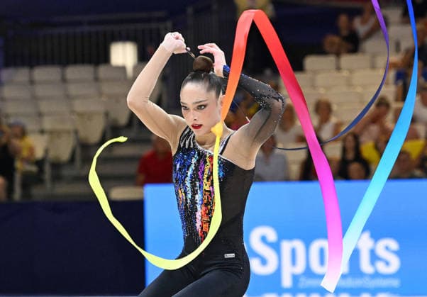 13.08.2026, xhbx, Rhythmische Sportgymnastik Weltmeisterschaft 2026, v.l. Daniela Munits (Israel) Band (DFL DFB REGULATIONS PROHIBIT ANY USE OF PHOTOGRAPHS as IMAGE SEQUENCES and or QUASI-VIDEO) Frankfurt am Main *** August 13, 2026, xhbx, 2026 Rhythmic Gymnastics World Championships, from left: Daniela Munits, Israel, ribbon; DFL, DFB. REGULATIONS PROHIBIT ANY USE OF PHOTOGRAPHS AS IMAGE SEQUENCES AND OR QUASI-VIDEO. Frankfurt am Main