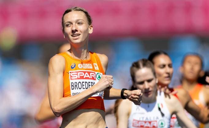 BIRMINGHAM - Femke Broeders-Bol in action in the 800-meter semi-final on the fourth day of the European Athletics Championships. IRIS VAN DEN BROEK ANP xVIxANPxSportx xxANPxIVx 565384322 originalFilename: 565384322.jpg