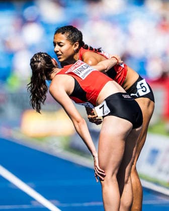 European Athletics Championships; Birmingham, 13.08.2026 BIRMINGHAM, UNITED KINGDOM - AUGUST 13: Audrey Werro (Switzerland) comforted Veronica Vancardo (Switzerland) she crashed out of the semi final of the womens 800 m on August 13, 2026 in Birmingham, United Kingdom. *** European Athletics Championships, Birmingham, August 13, 2026 BIRMINGHAM, UNITED KINGDOM AUGUST 13 Audrey Werro of Switzerland comforted Veronica Vancardo of Switzerland after she was eliminated in the semifinals of the women’s 800 m on August 13, 2026, in Birmingham, United Kingdom Copyright: xBEAUTIFULxSPORTS UlfxSchillerx