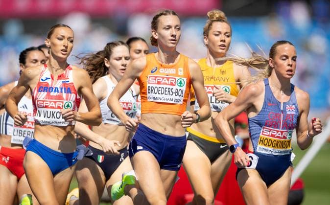 BIRMINGHAM - Femke Broeders-Bol in action in the 800-meter semi-final during the fourth day of the European Athletics Championships. IRIS VAN DEN BROEK ANP xVIxANPxSportx xxANPxIVx 565387127 originalFilename: 565387127.jpg