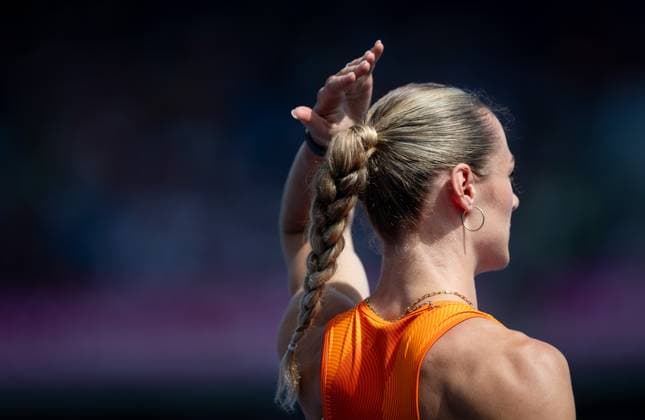 BIRMINGHAM - Lieke Klaver ahead of the 400-meter semi-final on the fourth day of the European Athletics Championships. IRIS VAN DEN BROEK ANP xVIxANPxSportx xxANPxIVx 565387403 originalFilename: 565387403.jpg