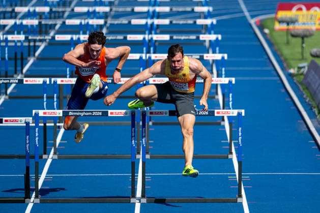 13.08.2026, GBR, Leichtathletik, Europameisterschaft 2026, Morgensession Tag 4, Birmingham Niklas Kaul ( Deutschland ), Jeff Tesselaar ( Niederlande ), Zehnkampf Herren, 110 Meter Hürden Birmingham Alexander Stadium England Großbritannien *** August 13, 2026, GBR, Track and Field, 2026 European Championships, Morning Session, Day 4, Birmingham: Niklas Kaul (Germany), Jeff Tesselaar (Netherlands), Men’s Decathlon, 110-meter hurdles, Alexander Stadium, Birmingham, England, Great Britain Copyright: xNordphoto Memmlerx