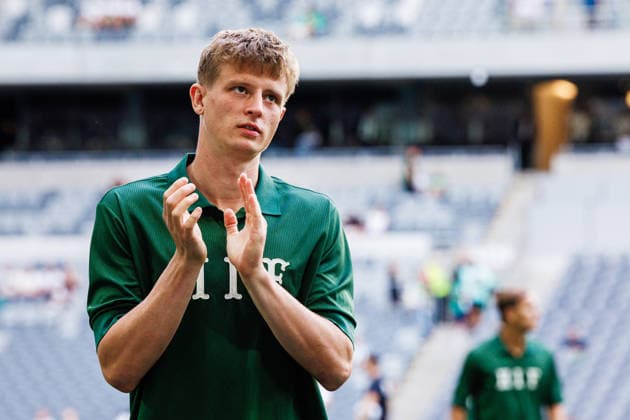 260813 Frederik Winther of Hammarby during warm up ahead of the UEFA Conference League qualifying football match between Hammarby and Rakow on August 13, 2026 in Stockholm. Photo: Kenta Jönsson BILDBYRAN COP 210 KJ0361 fotboll football soccer fotball uefa conference league conference league hammarby rakow bbeng *** August 13, 2026: Frederik Winther of Hammarby during warm-ups ahead of the UEFA Conference League qualifying soccer match between Hammarby and Rakow on August 13, 2026 in Stockholm. Photo by Kenta Jönsson, BILDBYRAN COP 210 KJ0361 soccer football fotball UEFA Conference League Conference League Hammarby Rakow bbeng  Copyright: KENTAxJÖNSSON BB260813KJ008