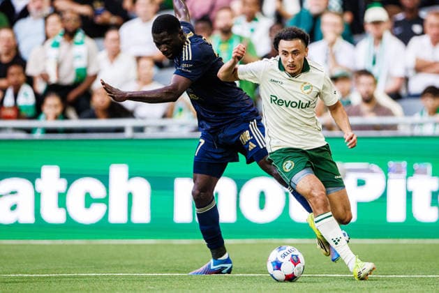 260813 Debohi Dieudonne Gaucho of Rakow and Amin Boudri of Hammarby during the UEFA Conference League qualifying football match between Hammarby and Rakow on August 13, 2026 in Stockholm. Photo: Kenta Jönsson BILDBYRAN COP 210 KJ0361 fotboll football soccer fotball uefa conference league conference league hammarby rakow bbeng *** August 13, 2026: Debohi Dieudonne Gaucho of Rakow and Amin Boudri of Hammarby during the UEFA Conference League qualifying soccer match between Hammarby and Rakow on August 13, 2026 in Stockholm. Photo by Kenta Jönsson, BILDBYRAN COP 210 KJ0361 soccer football fotball UEFA Conference League Conference League Hammarby Rakow bbeng  Copyright: KENTAxJÖNSSON BB260813KJ024