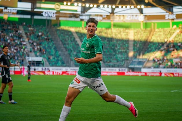 Fussball: Schweiz: UEFA Conference League 2026 27, Qualifikation, 3. Runde, Rückspiel, 13.08.2026 - FC St. Gallen 1879 (Schweiz) vs. Sheriff Tiraspol (Republik Moldau) - Berit Sitterstadion (St. Gallen): Tor und Torjubel zum 1:0 durch Diego Besio (St. Gallen, 31) Freude, Emotionen, Jubel *** Soccer Switzerland UEFA Conference League 2026–27, Qualifying Round, Round 3, Second Leg, August 13, 2026, FC St. Gallen 1879 (Switzerland) vs. Sheriff Tiraspol (Republic of Moldova), Berit Sitter Stadium, St. Gallen, Goal and celebration of the 1–0 goal by Diego Besio (St. Gallen), 31, Joy, Emotions, Cheering Copyright: xJOERANxSTEINSIEKx