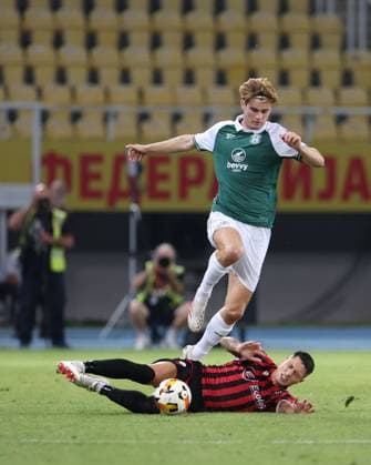 Nathan Lowe of Hibernian Shkendija v Hibernian, UEFA Conference League, 3rd Qualifying Round, Second Leg, Football, Nacionalna Arena Toe Proeski, Skopje, North Macedonia - 13 Aug 2026Skopje Nacionalna Arena Tose Proeski United Kingdom  Copyright: xNikolaxKrstic Shutterstockx 17069367y