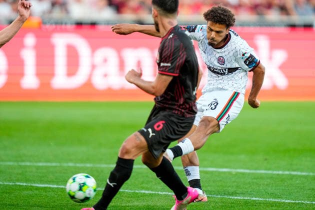 UEFA Europa Conference League Third Qualifying Round Second Leg, MCH Arena, Denmark 13 8 2026 FC Midtjylland vs Bohemians Bohemians™ Zane Myers takes a shot at goal Zane Myers takes a shot at goal 13 8 2026  Copyright: xClausxFiskerx 20260813-202220-L-2