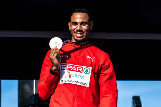 European Athletics Championships; Birmingham, 13.08.2026 BIRMINGHAM, UNITED KINGDOM - AUGUST 13: Jason Joseph (Switzerland) with the gold medal in the 110 m hurdles at the medal ceremony at the European Athletics Championships; Birmingham on August 13, 2026 in Birmingham, United Kingdom. *** European Athletics Championships, Birmingham, August 13, 2026 BIRMINGHAM, UNITED KINGDOM AUGUST 13 Jason Joseph of Switzerland with the gold medal in the 110-meter hurdles at the medal ceremony at the European Athletics Championships in Birmingham on August 13, 2026, in Birmingham, United Kingdom Copyright: xBEAUTIFULxSPORTS UlfxSchillerx