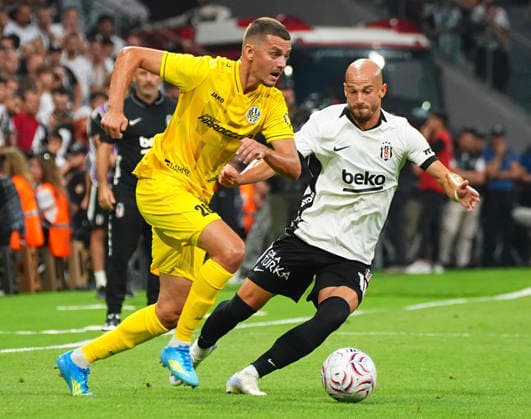 ISTANBUL, TURKEY - AUGUST 13: Vaclav Cerny (R) of Besiktas and Daniel Horak (26) of Hradec Kralove during the UEFA Europa League 2026 27 third qualifying round second leg match between Besiktas JK and Hradec Kralove at Besiktas Park on August 13, 2026 in Istanbul, Turkey. Istanbul Besiktas Turkey Copyright: xSeskimphotox Besiktas-Hradec-1308 (25)