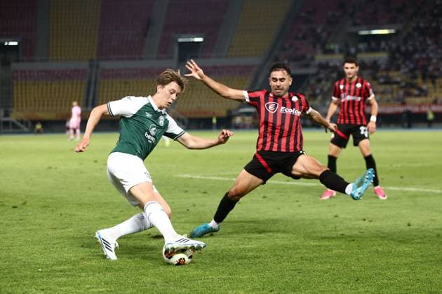 Callum Wright of Hibernian Shkendija v Hibernian, UEFA Conference League, 3rd Qualifying Round, Second Leg, Football, Nacionalna Arena Toe Proeski, Skopje, North Macedonia - 13 Aug 2026Skopje Nacionalna Arena Tose Proeski United Kingdom  Copyright: xNikolaxKrstic Shutterstockx 17069367ag