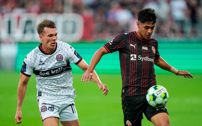 UEFA Europa Conference League Third Qualifying Round Second Leg, MCH Arena, Denmark 13 8 2026 FC Midtjylland vs Bohemians Midtjylland™s Dario Osorio is pursued by Bohemians™ Dale Rooney Dario Osorio is pursued by Dale Rooney 13 8 2026  Copyright: xx 20260813-202826-L-2