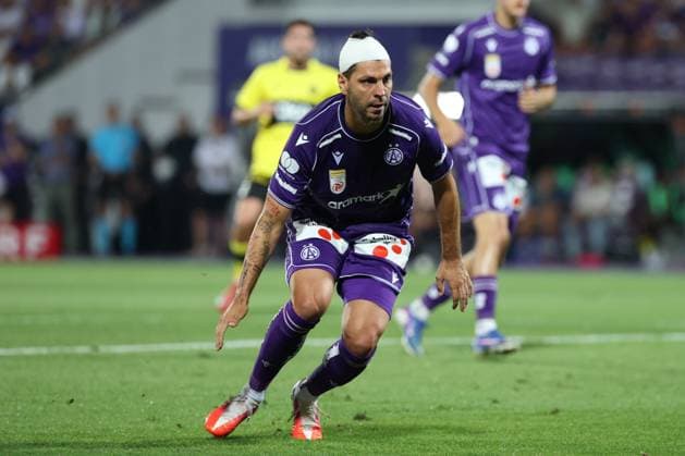 13.August.2026 - SOCCER - 2026 27 UEFA Conference League, Third Qualifying Round, 2nd Leg, FK Austria Wien vs Beitar Jerusalem Aleksandar Dragovic (Austria Wien) gestures Vienna Franz-Horr-Stadion (Generali-Arena) Vienna Austria Copyright: xYigitxOermex xPsxImagesxYigitxOermex xPsxImagesx